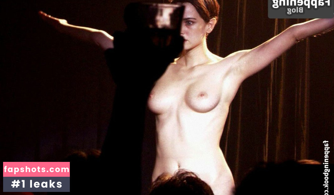 Mia Kirshner gallery photo #3