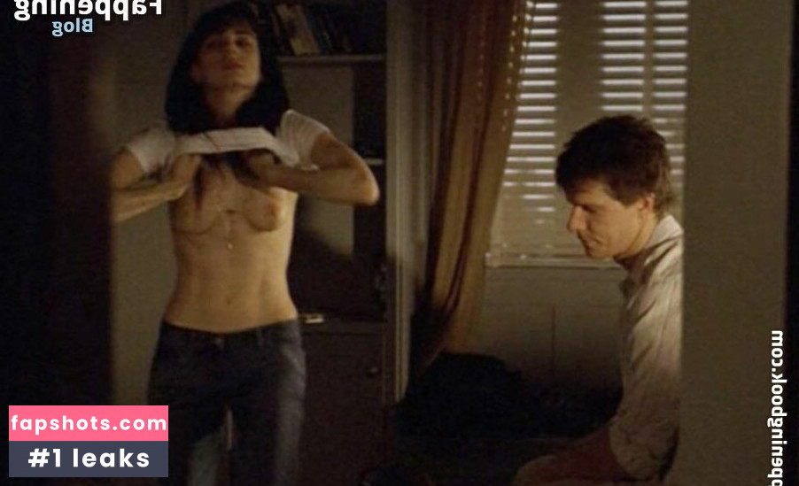 Mia Kirshner gallery photo #6