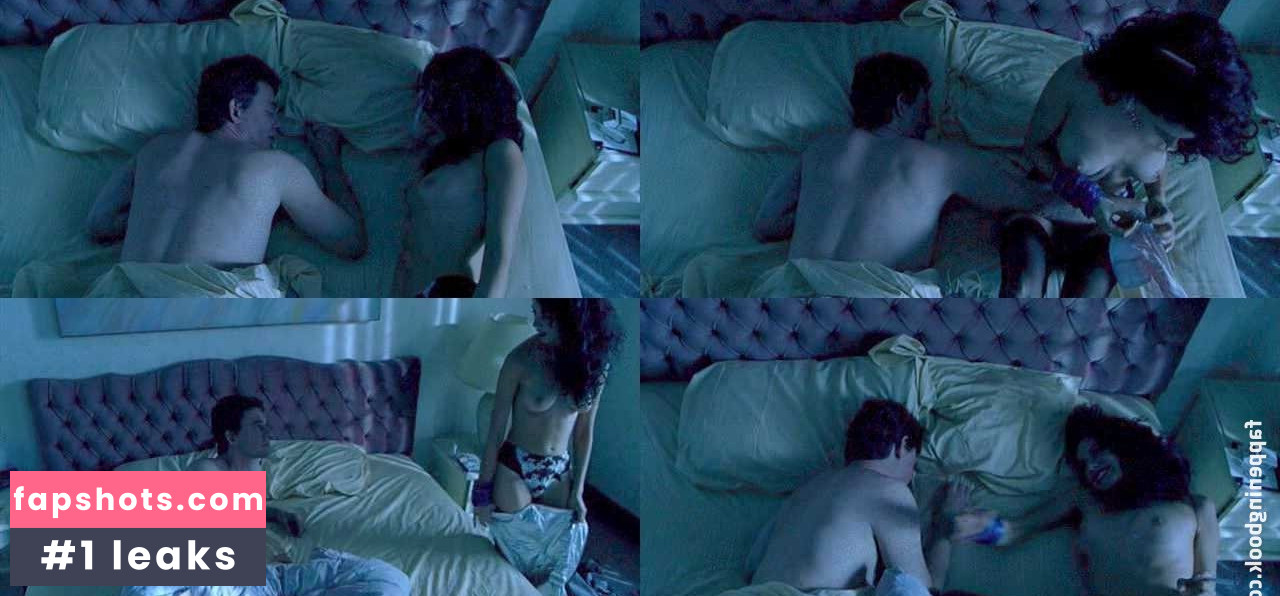 Mia Kirshner gallery photo #63