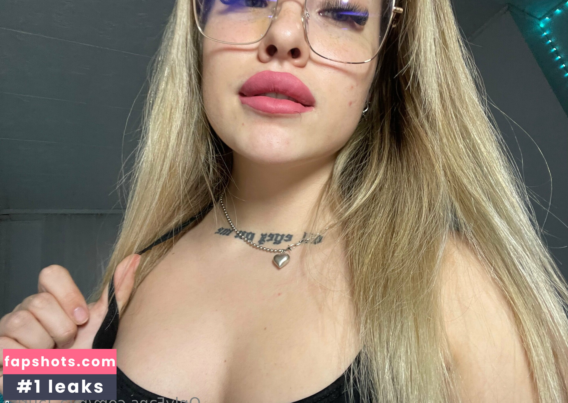 mia_laurita gallery photo #7