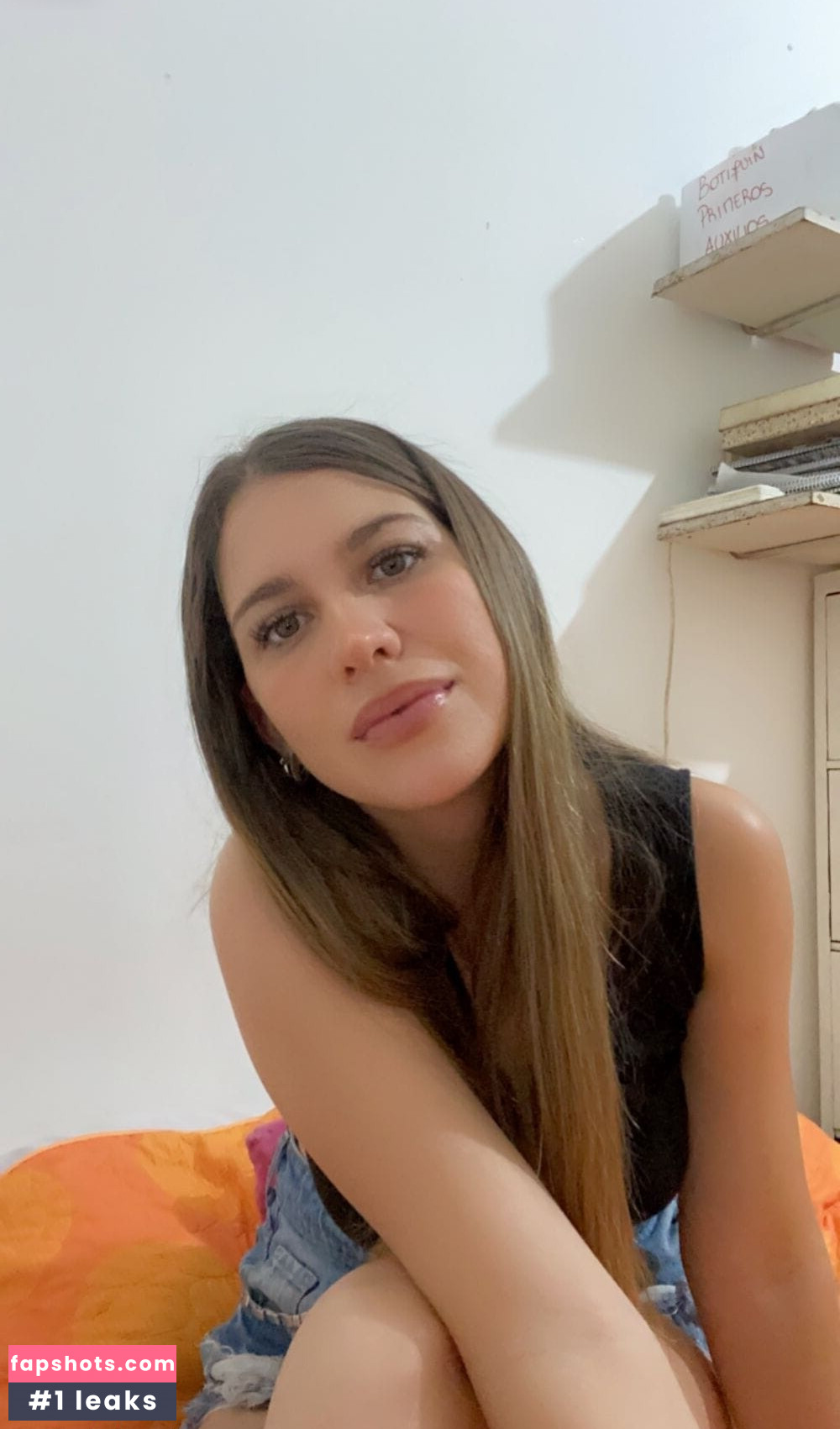 Mia.Luxe gallery photo #4