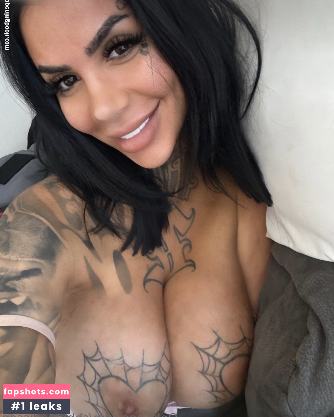 Mia Madisson gallery photo #5