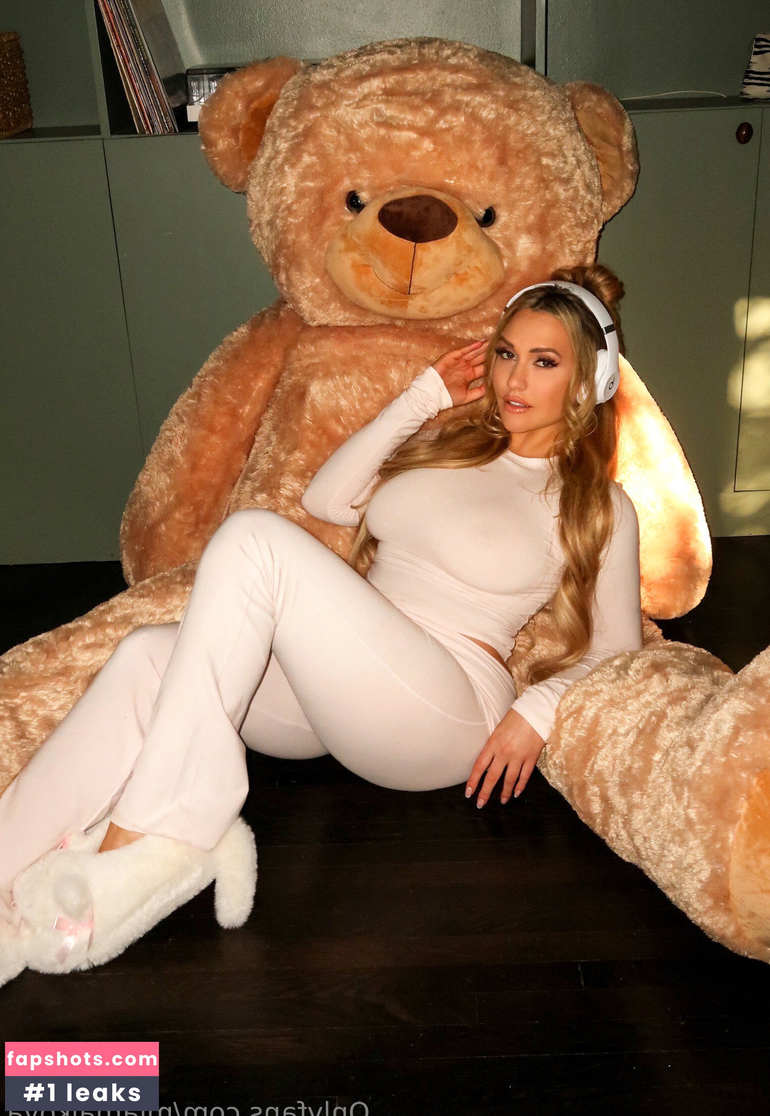 Mia Malkova gallery photo #1110