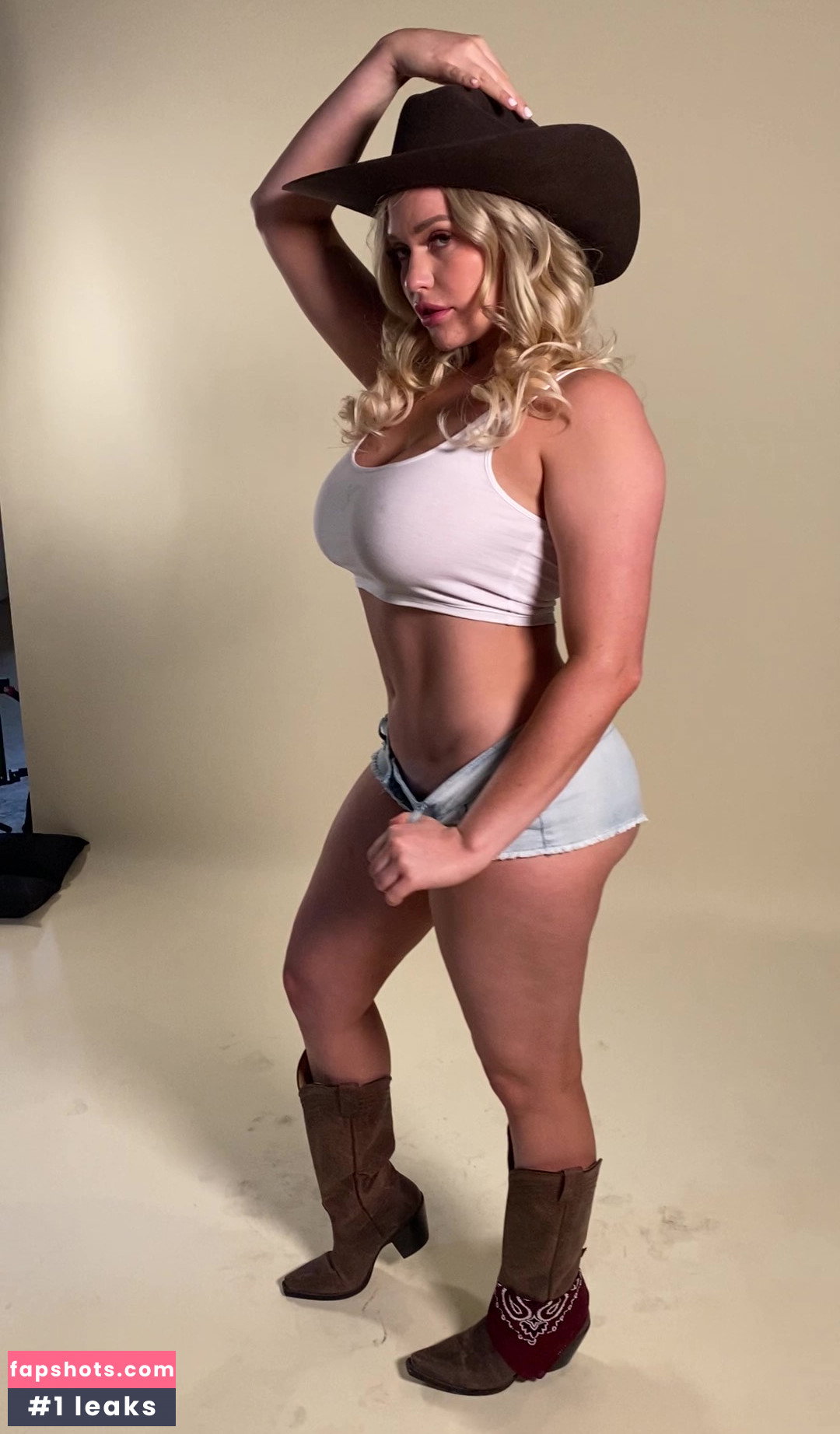 Mia Malkova gallery photo #2832