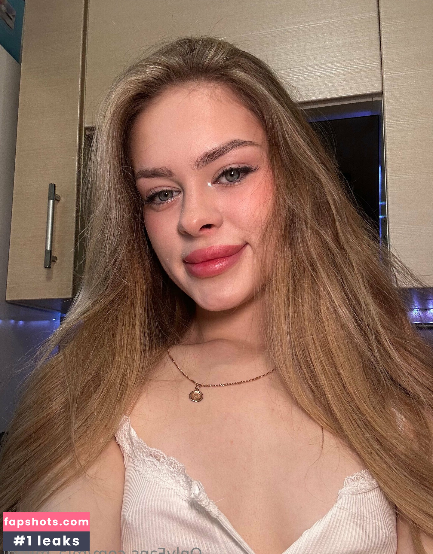 mia_miledi gallery photo #16