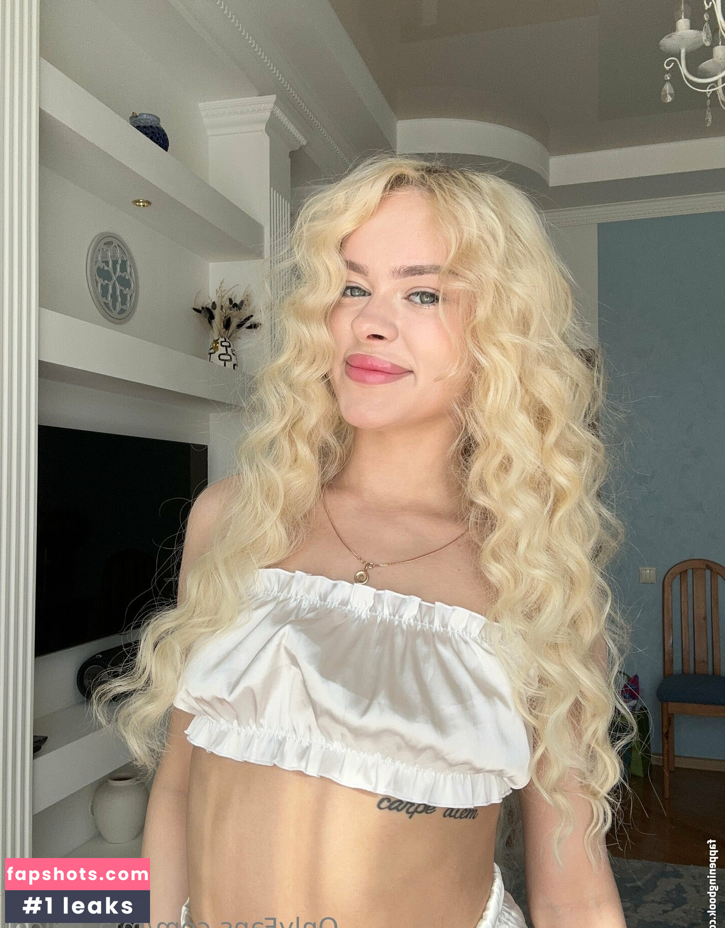 mia_miledi gallery photo #4