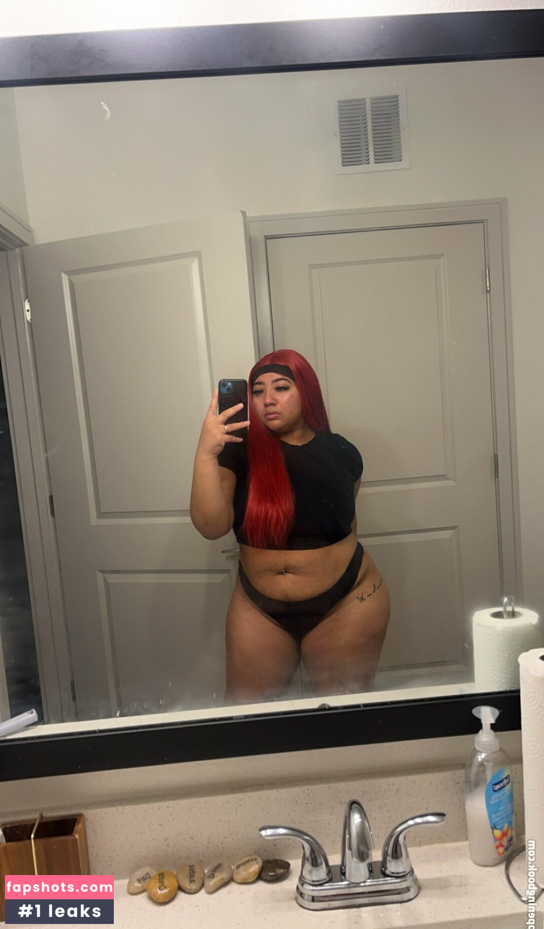 Mia Nikole/cierraniccole gallery photo #3