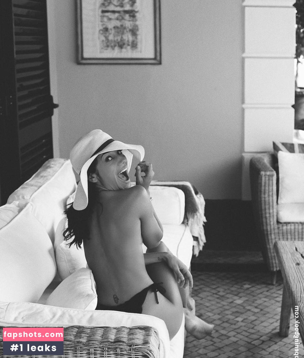 Mia Rose gallery photo #23