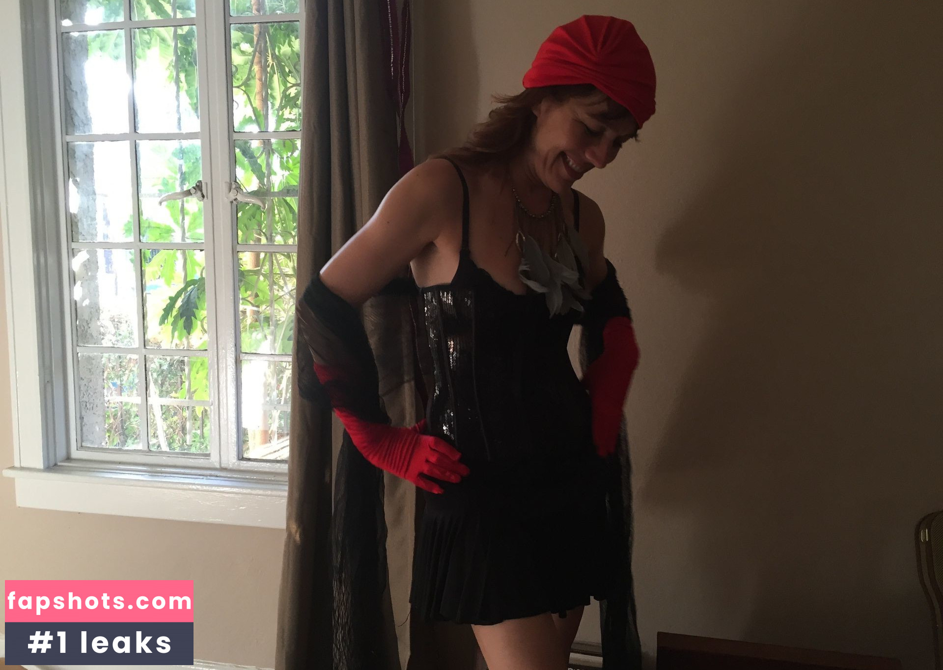 Mia Serafino gallery photo #21