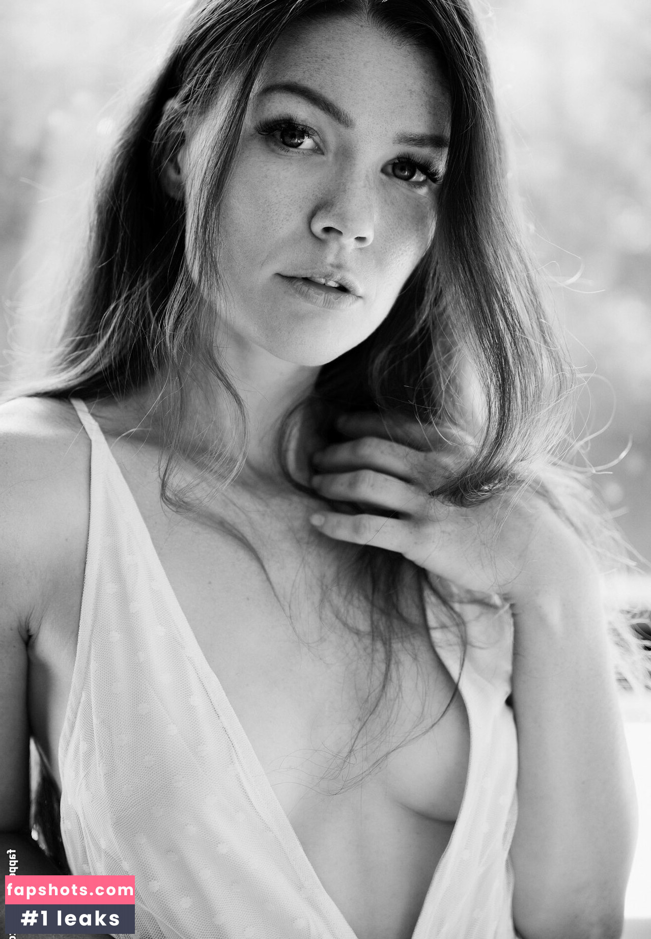 Mia Sollis gallery photo #224