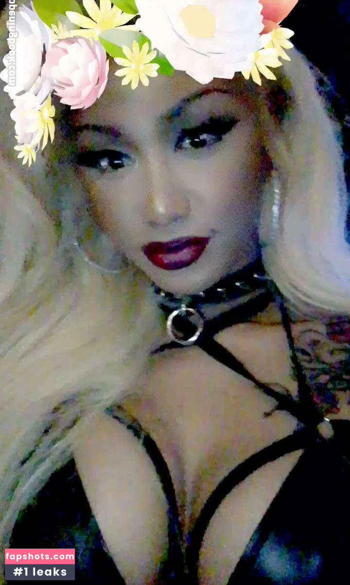 Mia Tasiilemiliona gallery photo #10