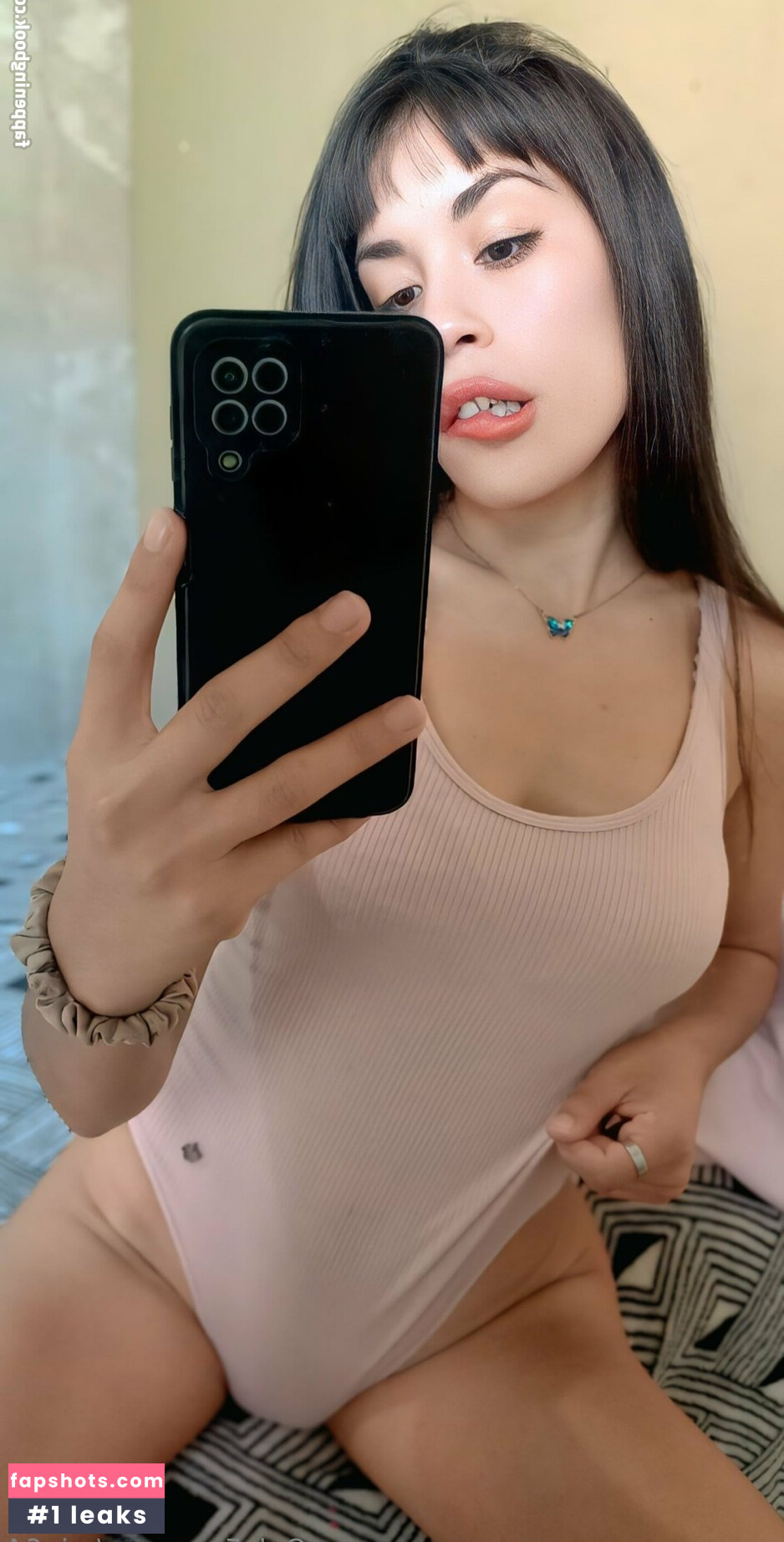 mia64 gallery photo #13