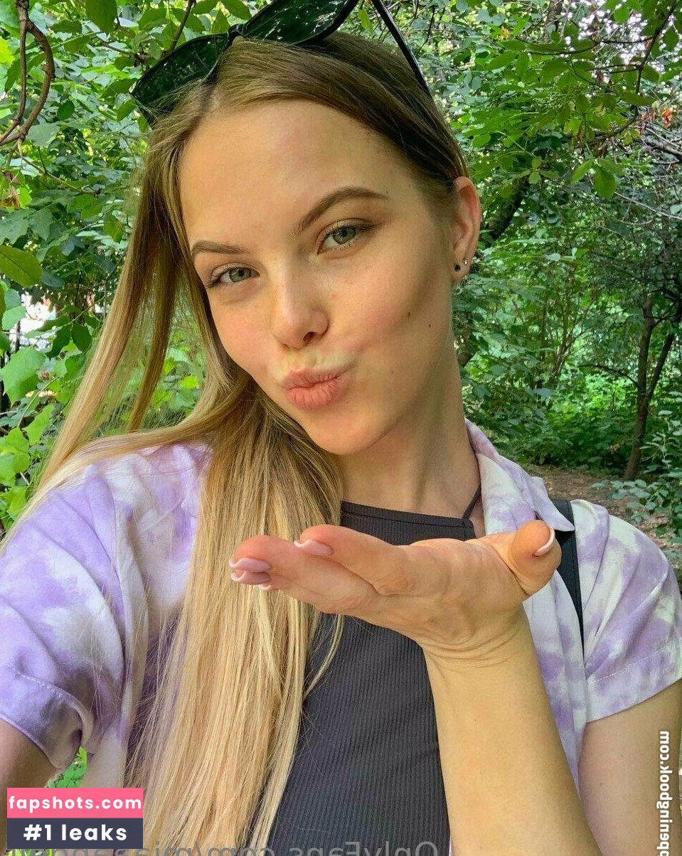 miaaangell.vip gallery photo #15