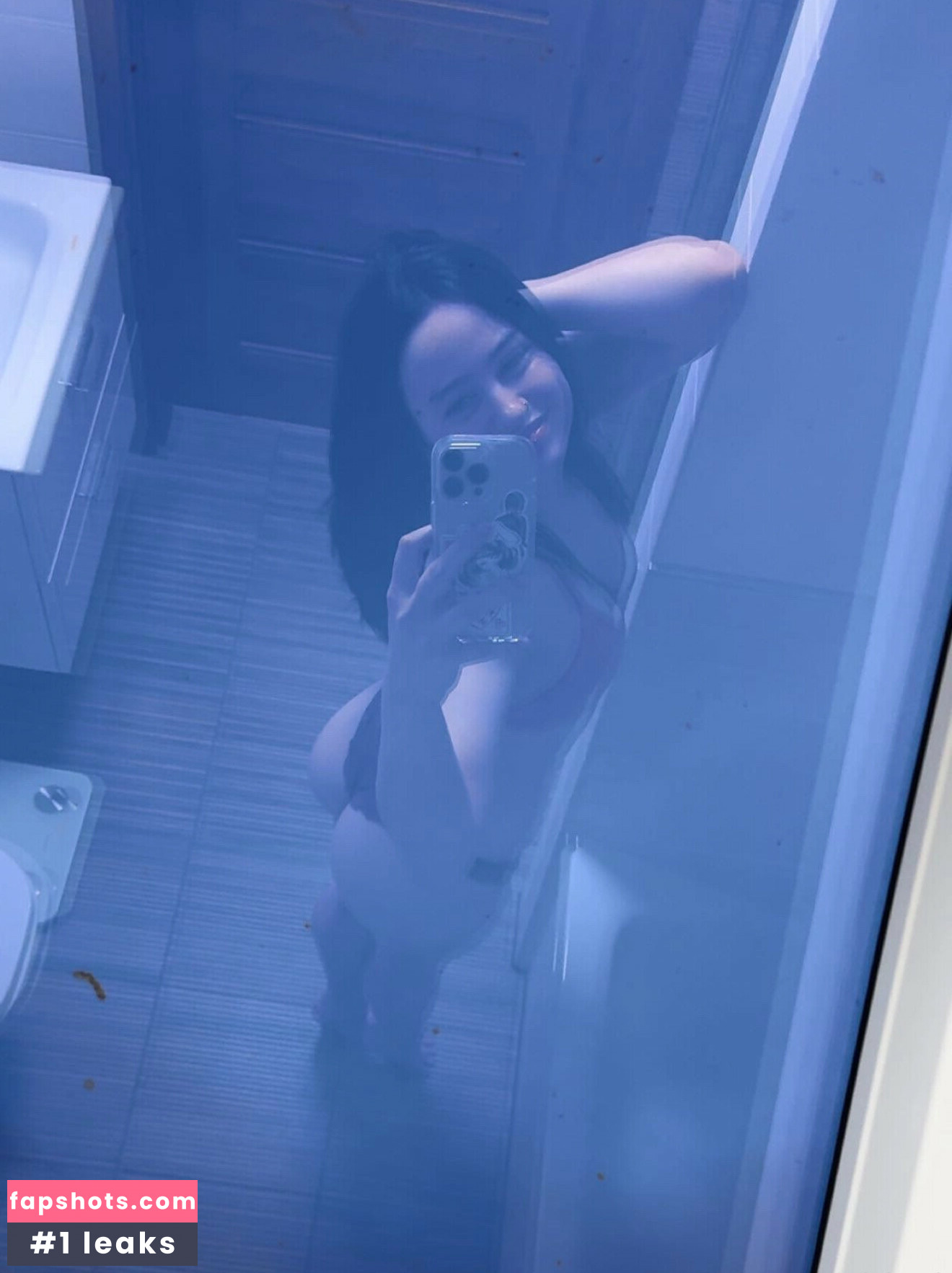 Miaaarcher gallery photo #4