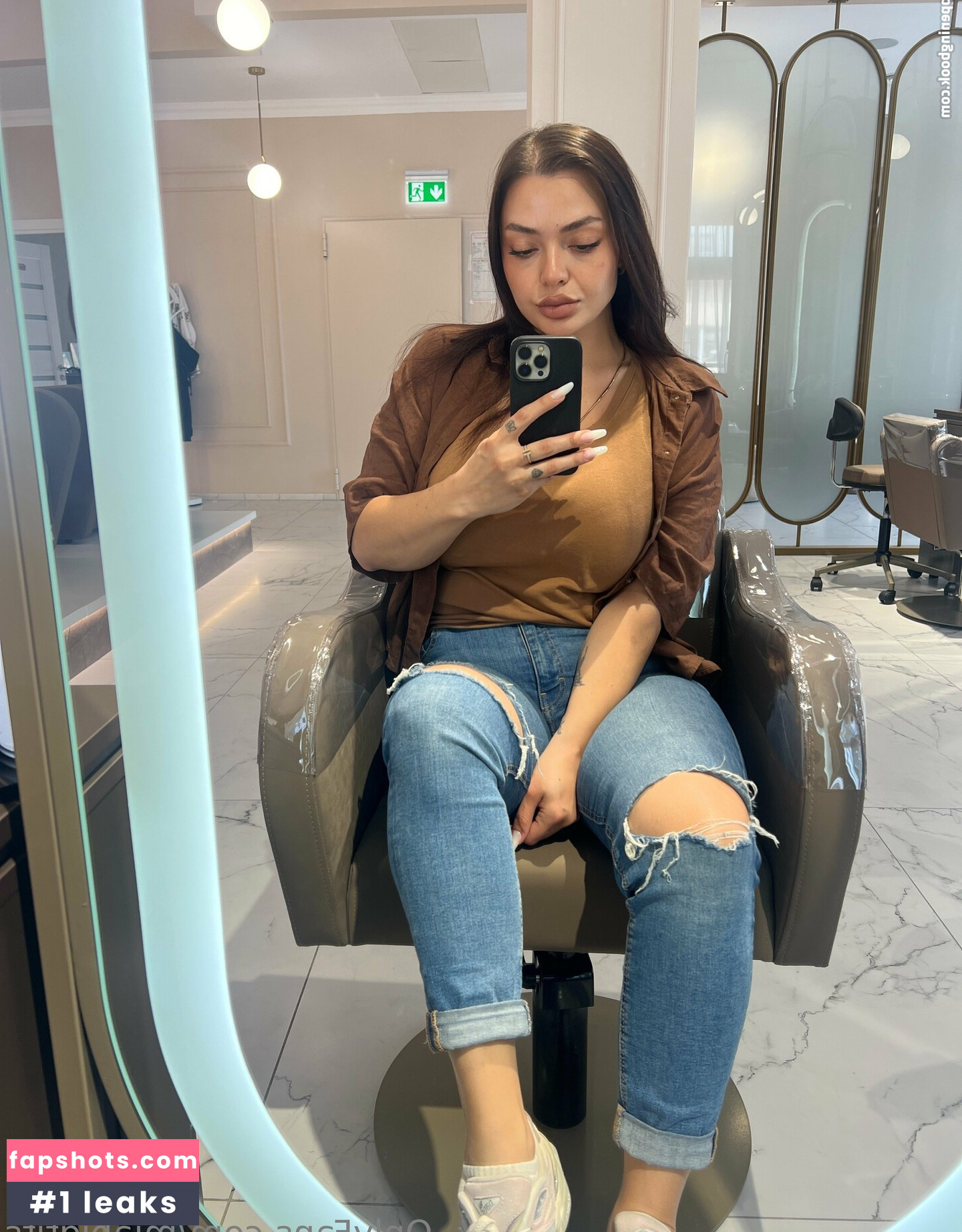 MiaBigTits gallery photo #13