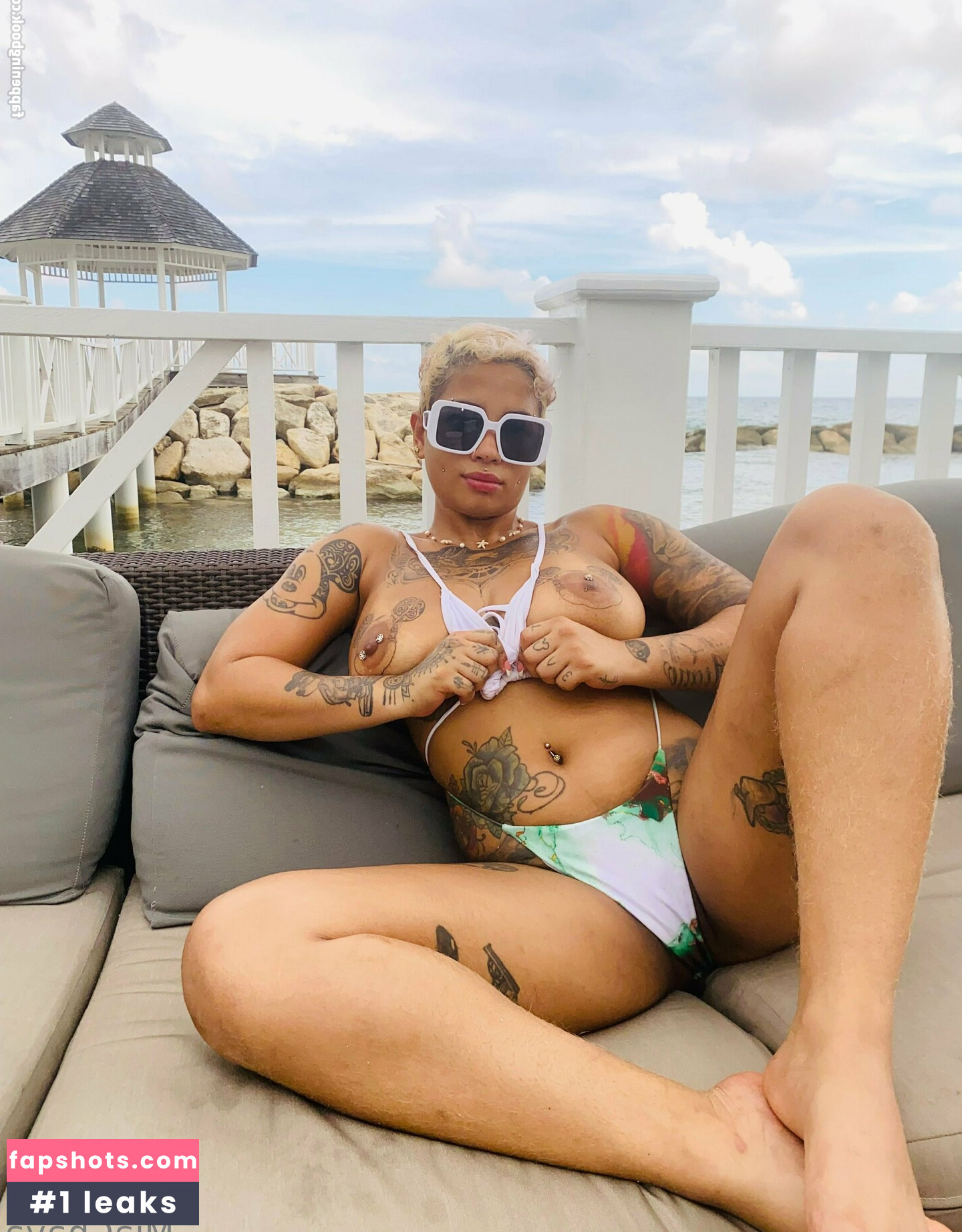 miachava gallery photo #13