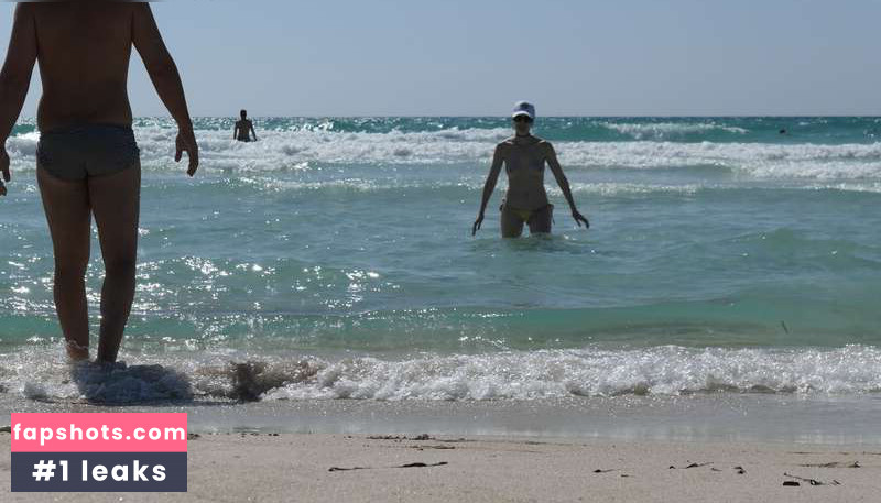 Miaexhib gallery photo #47