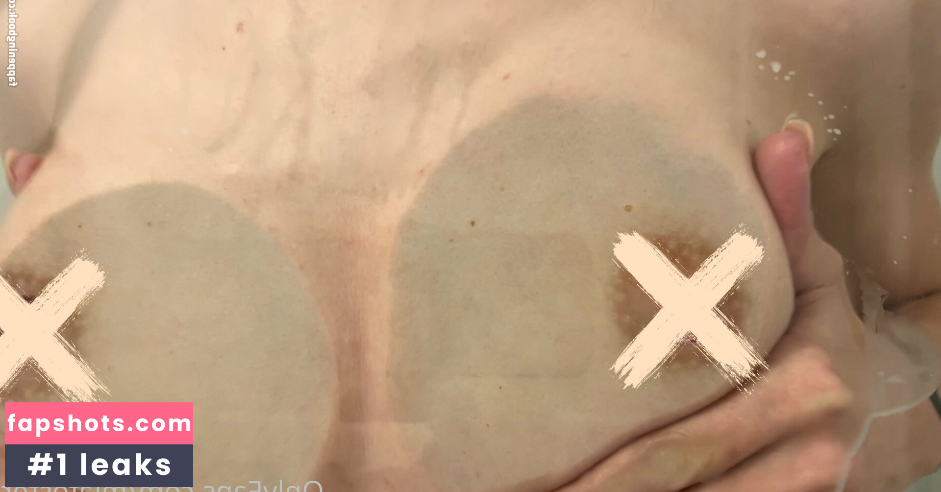 miafoster gallery photo #18