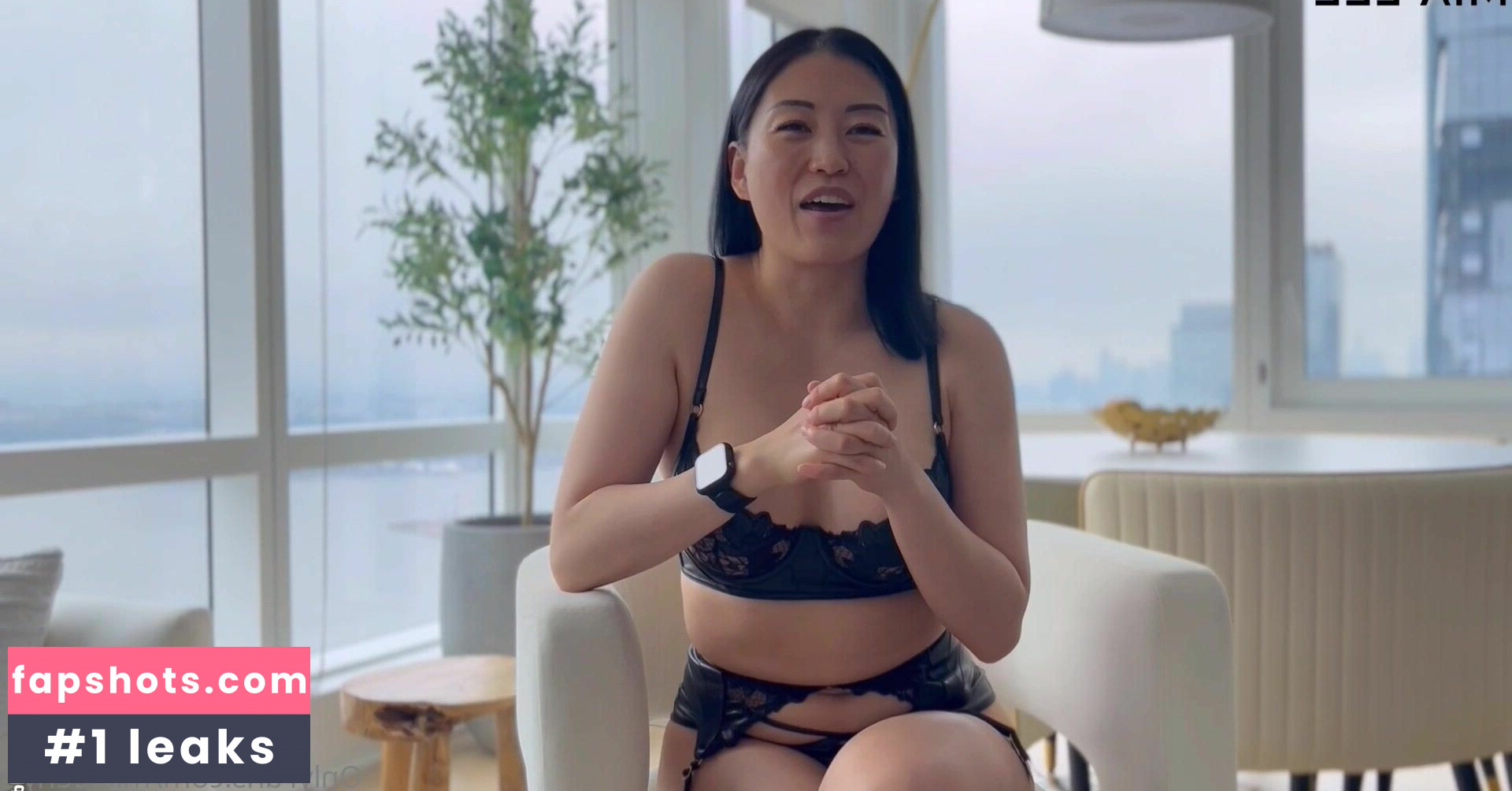 Mialeenyc gallery photo #25