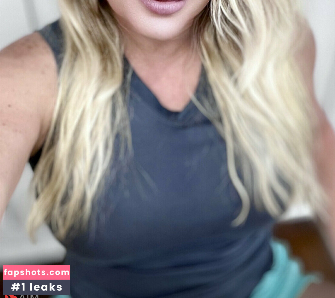 miamartin_1 gallery photo #32