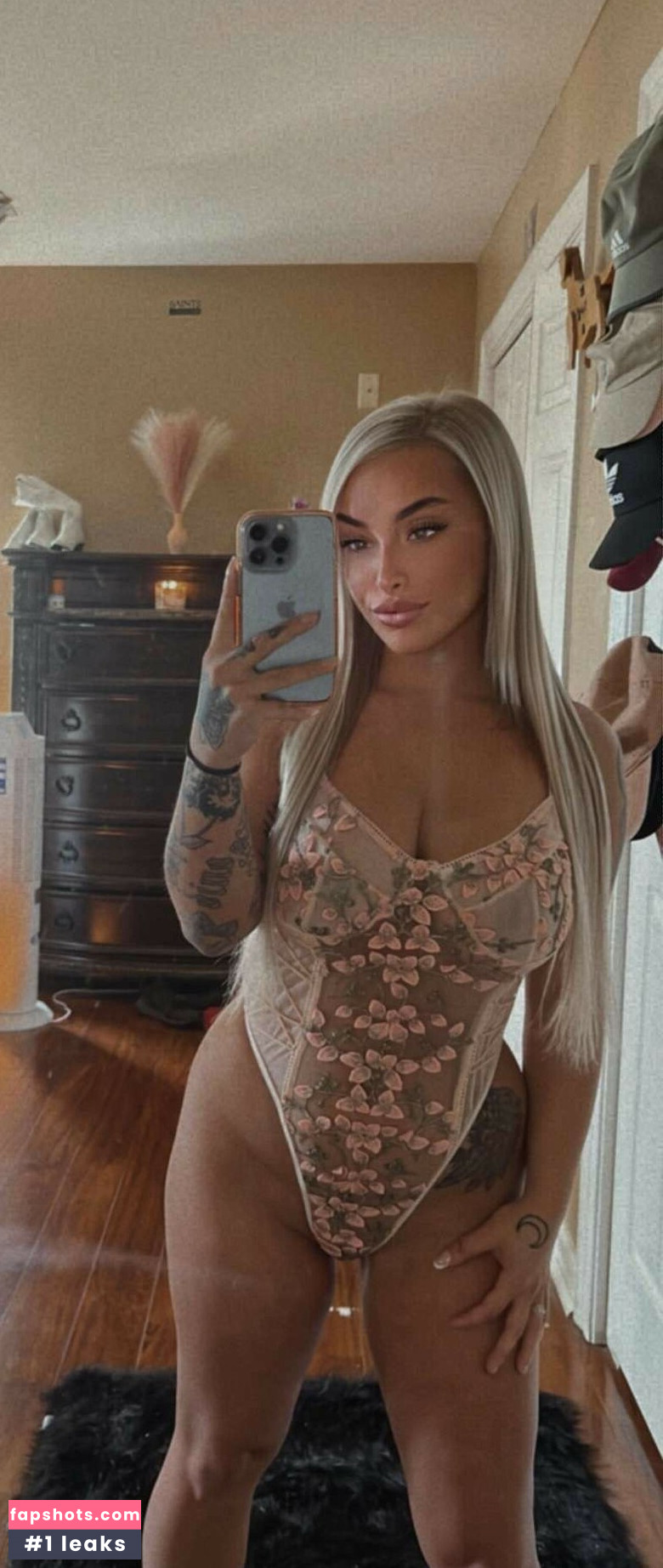 miamiiiiimami Filtración Desnuda OnlyFans Foto #2 - Fapshots