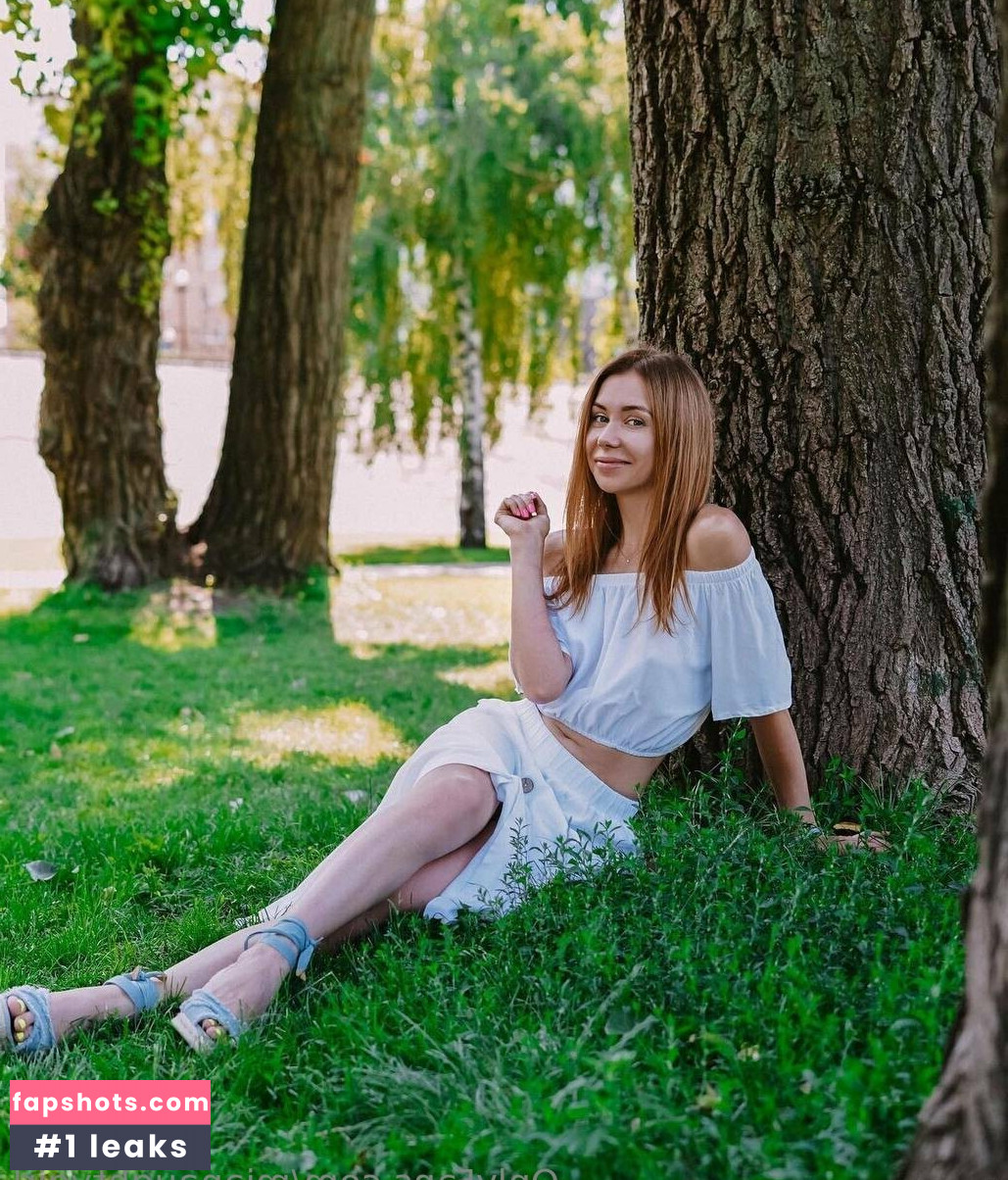 mianaughtygirl Nude Leaks OnlyFans Photos #11 - LeakJerk