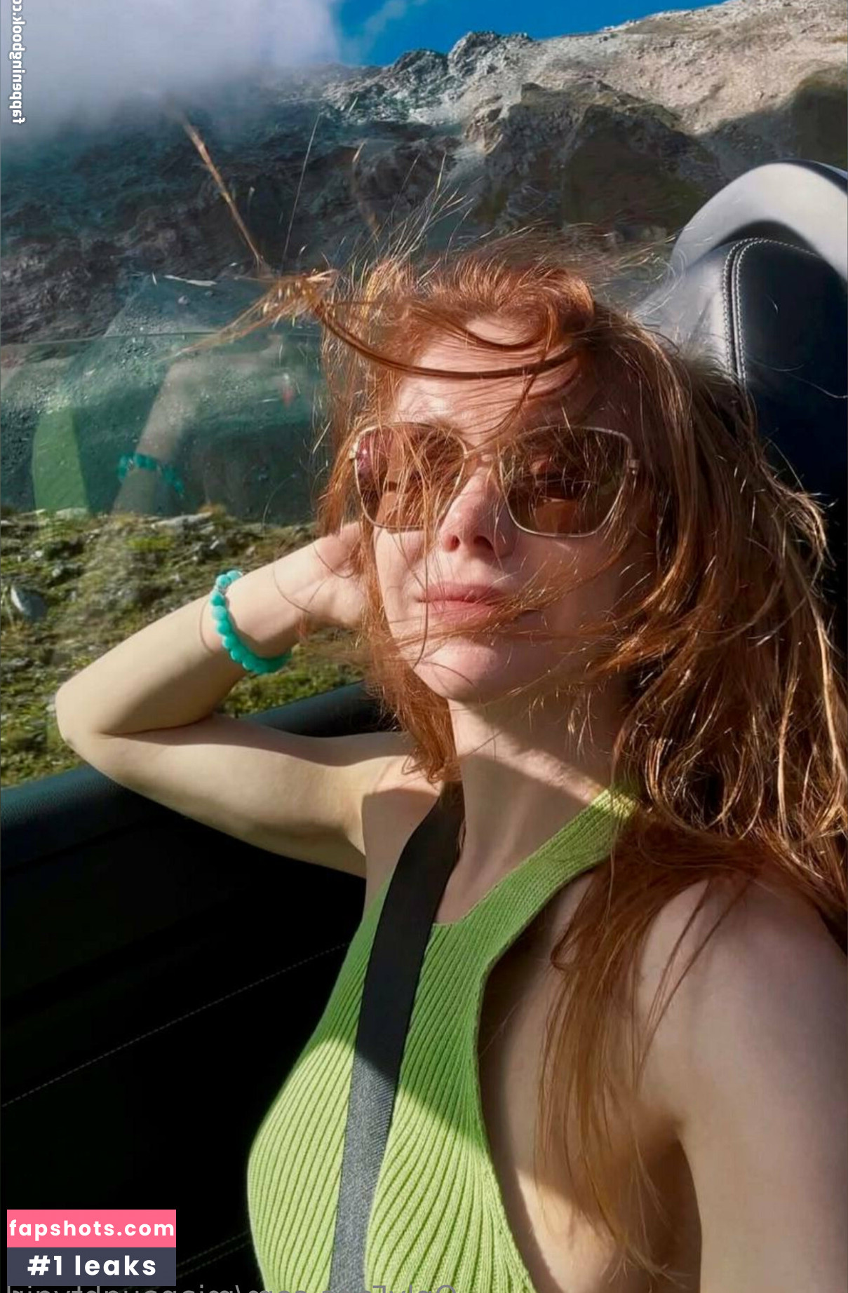 mianaughtygirl Nude Leaks OnlyFans Photos #6 - LeakJerk