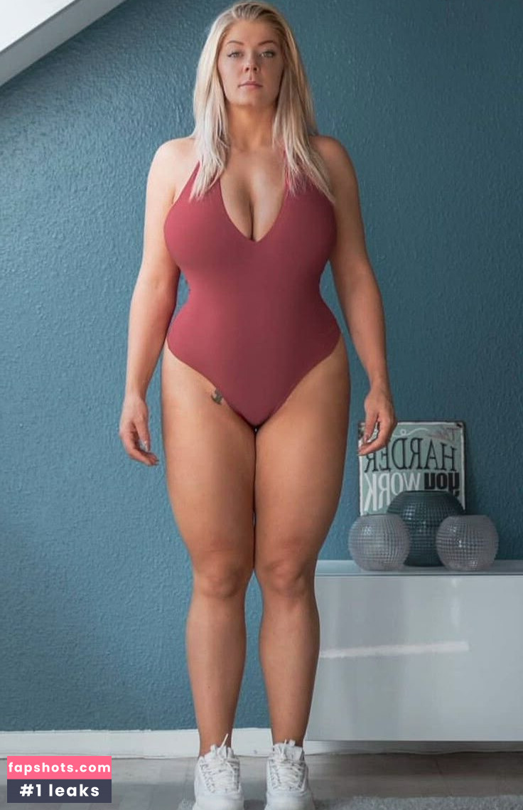 miasand gallery photo #2