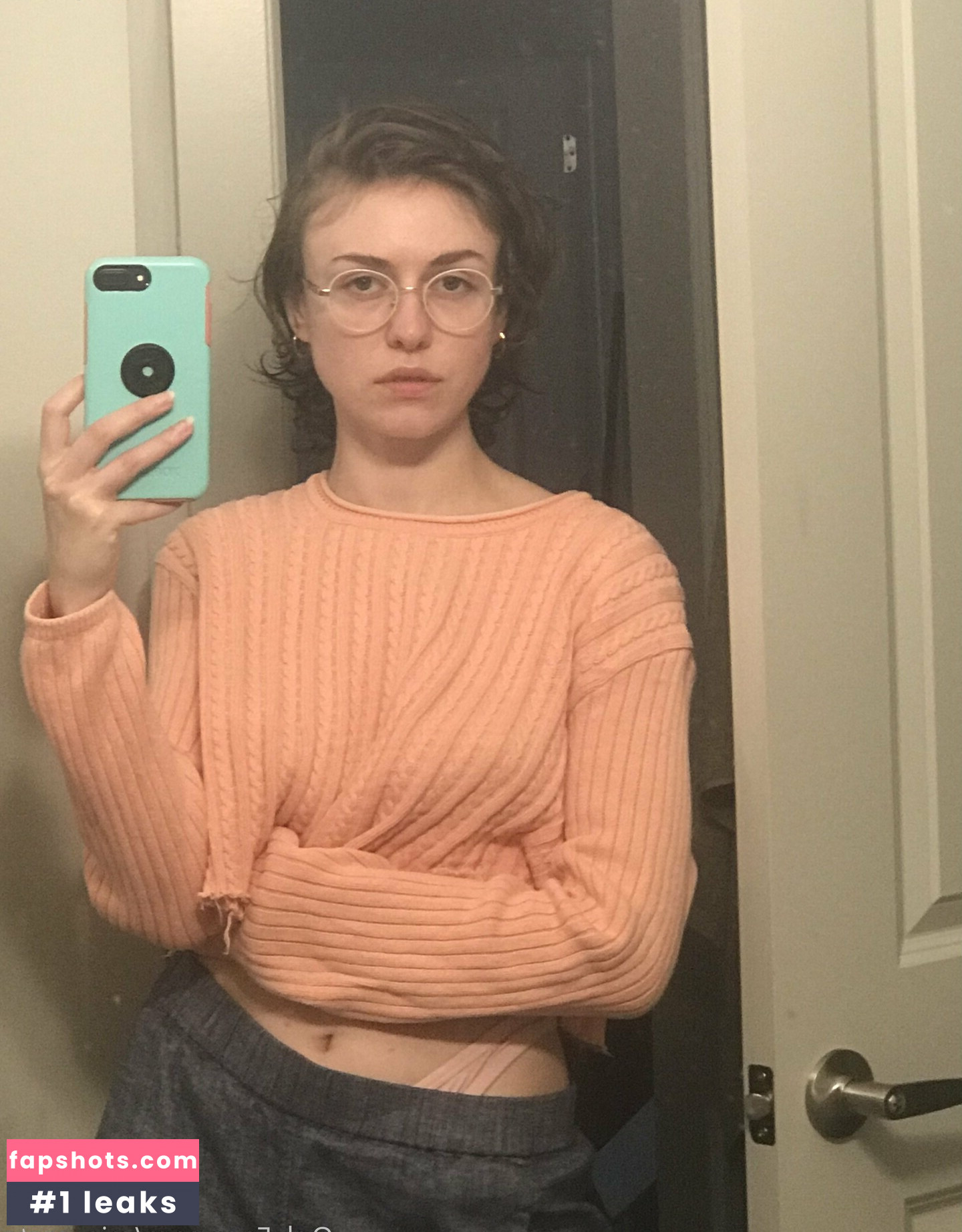 miaxcosta gallery photo #2