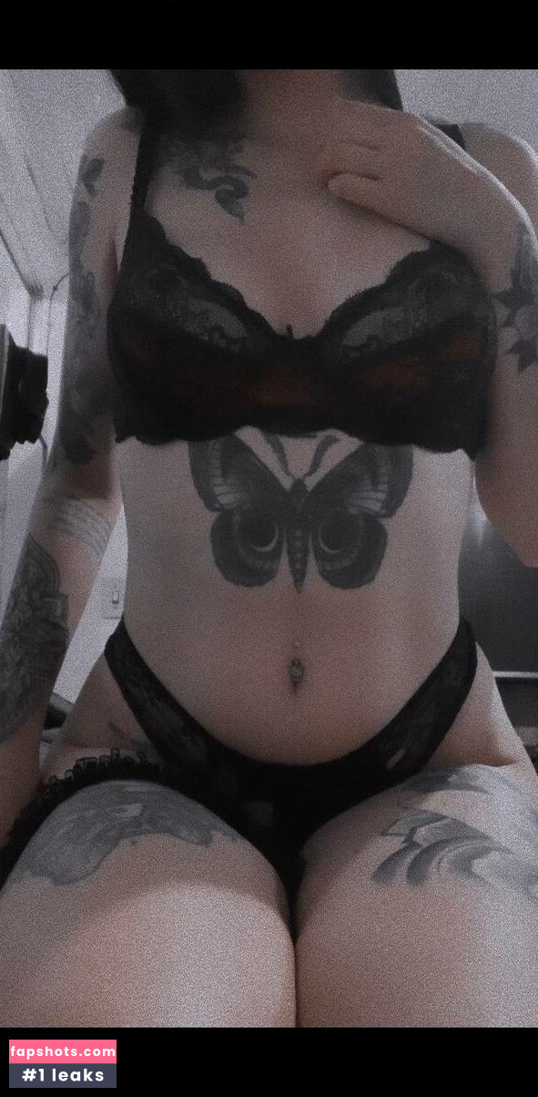 miaz1k Filtración Desnuda OnlyFans Foto #3 - Fapshots