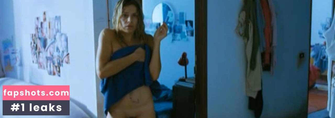 Micaela Ramazzotti gallery photo #4