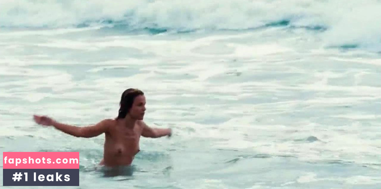 Micaela Ramazzotti gallery photo #8