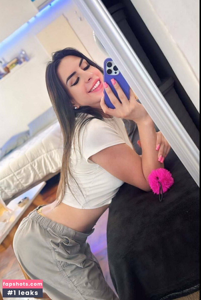 micaelaa.xxx Filtración Desnuda OnlyFans Foto #13 - Fapshots