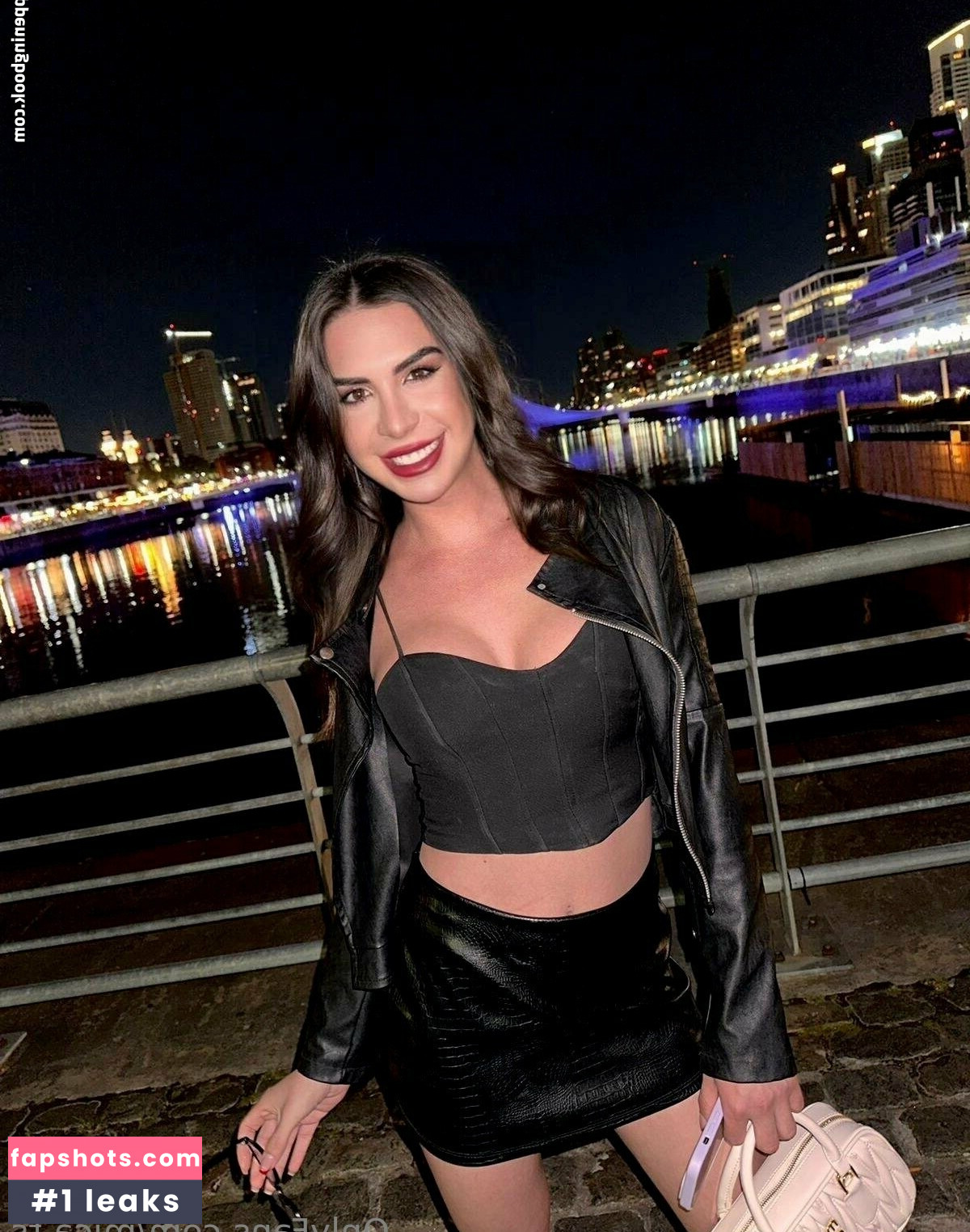 micaelaa.xxx Filtración Desnuda OnlyFans Foto #15 - Fapshots