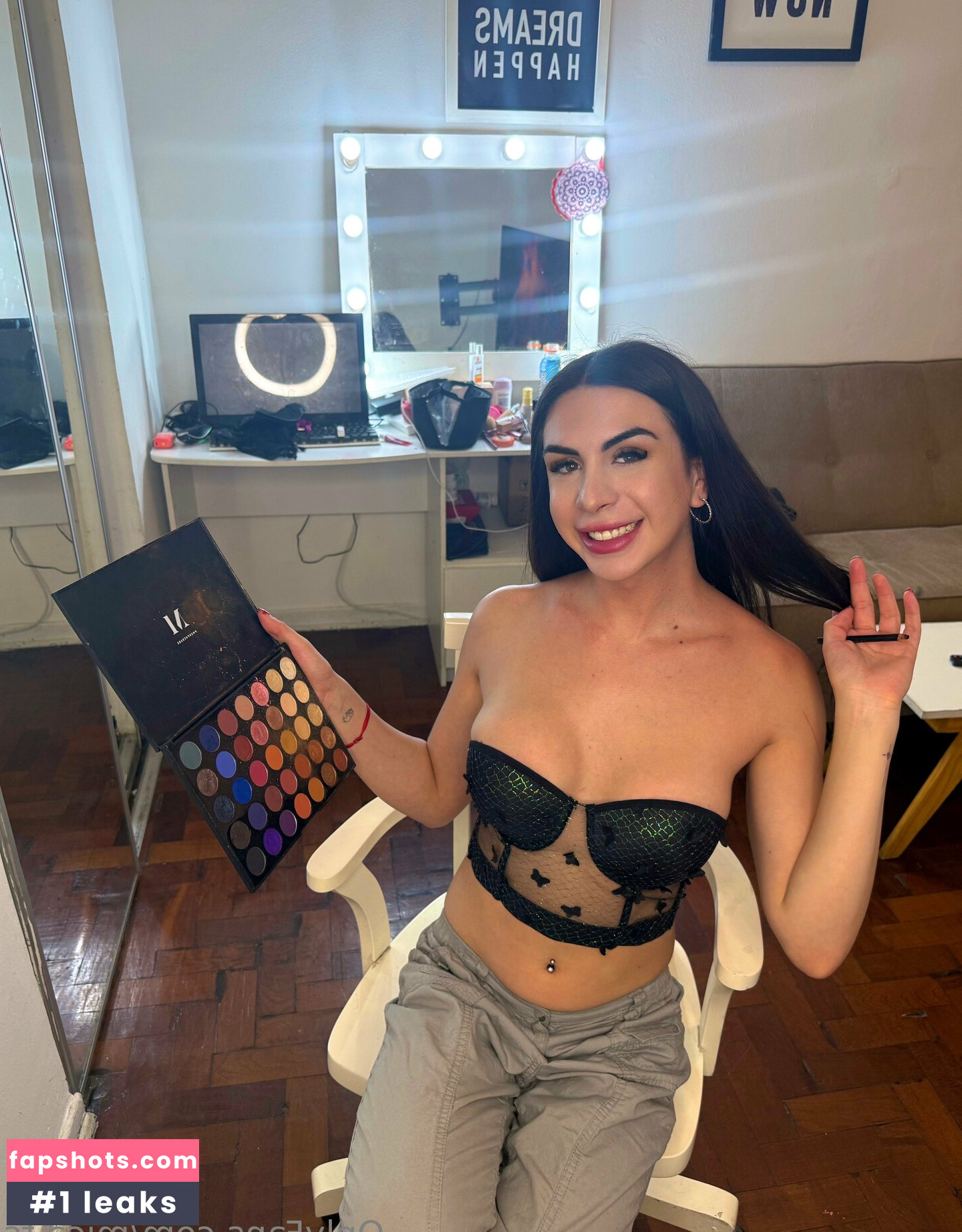 micaelaa.xxx Filtración Desnuda OnlyFans Foto #23 - Fapshots