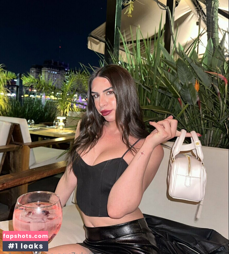 micaelaa.xxx Filtración Desnuda OnlyFans Foto #29 - Fapshots