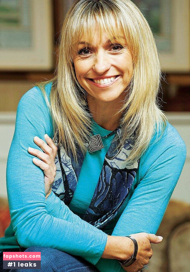 Michaela Strachan Swimming gallery photo #4