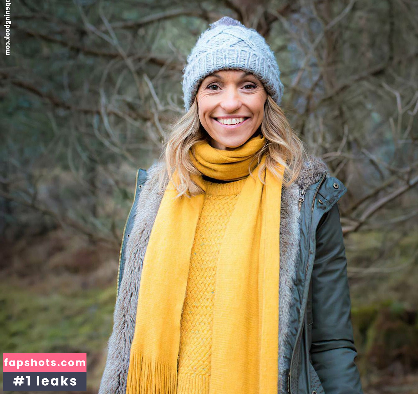 Michaela Strachan Swimming gallery photo #5