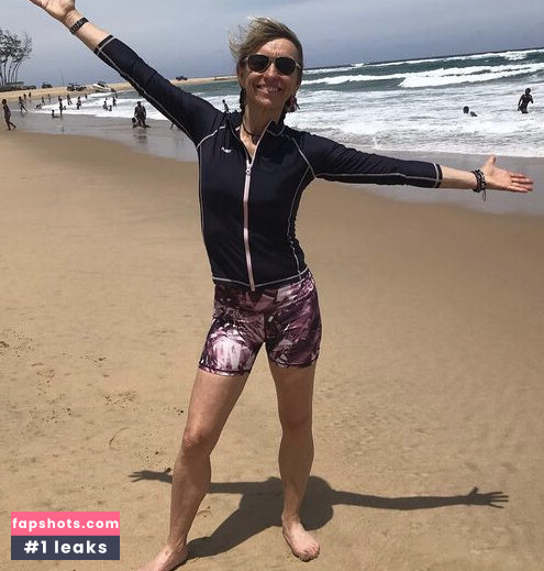 Michaela Strachan Swimming gallery photo #6