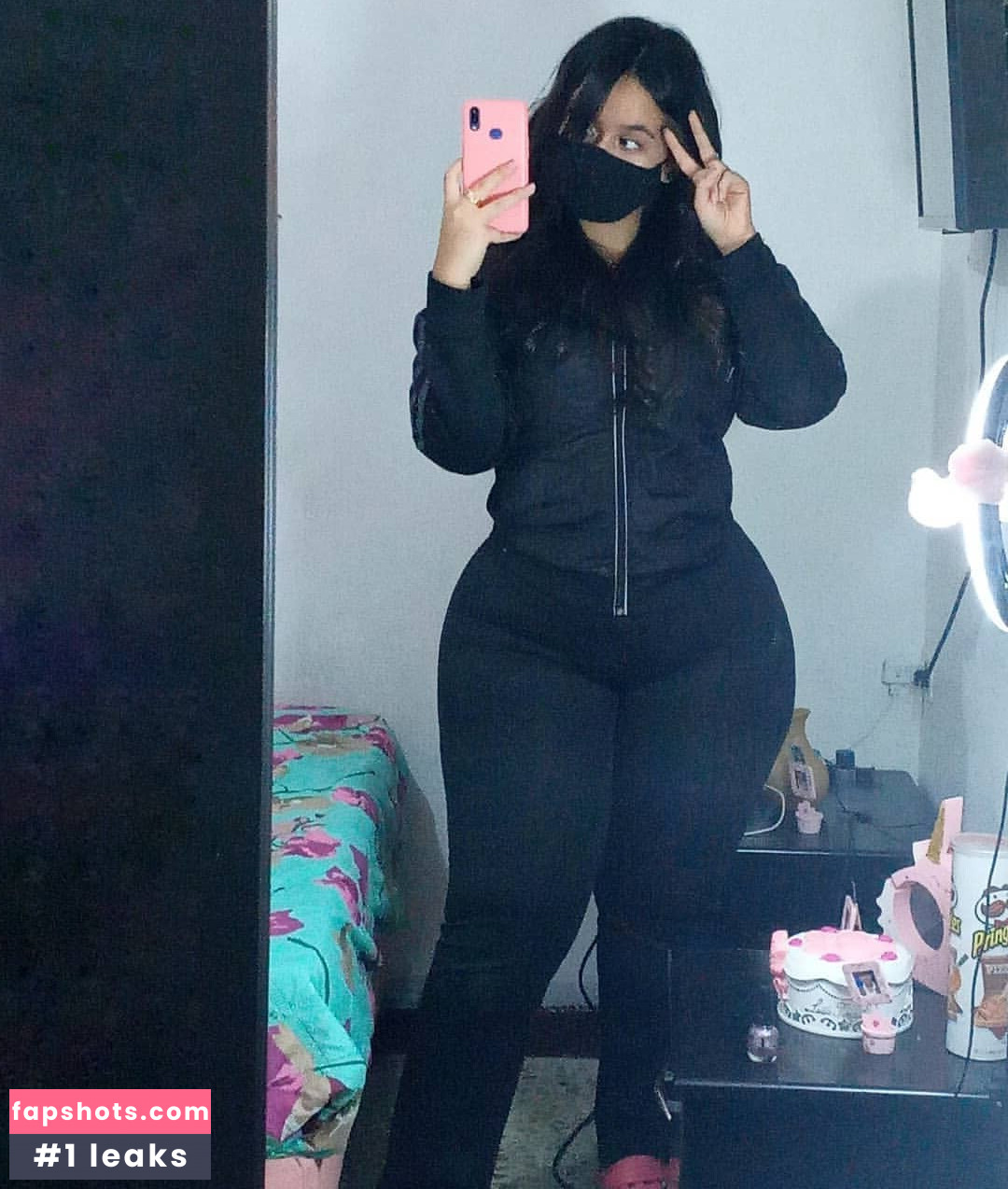 Michel Usuga gallery photo #20