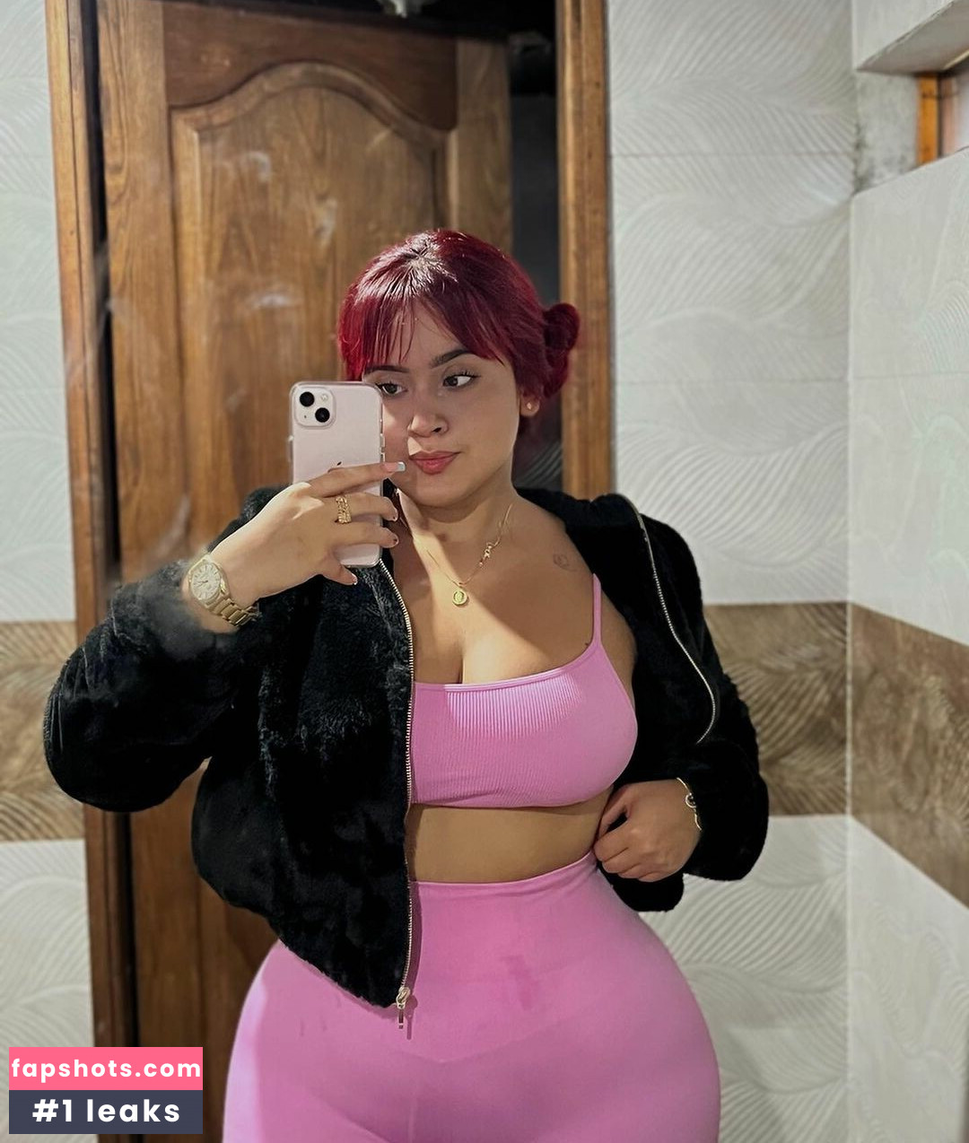 Michel Usuga gallery photo #3