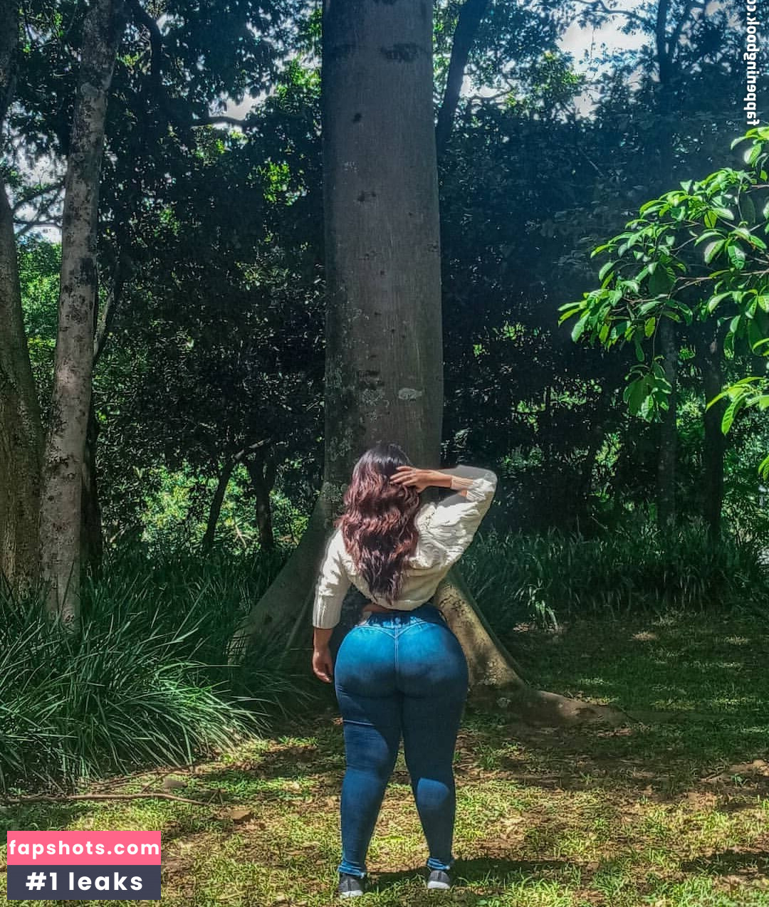 Michel Usuga gallery photo #28