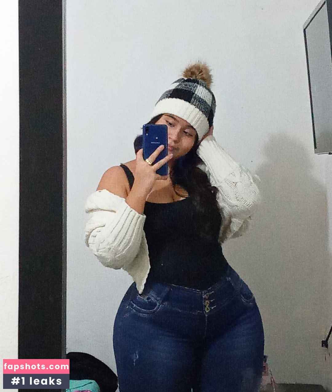 Michel Usuga gallery photo #39