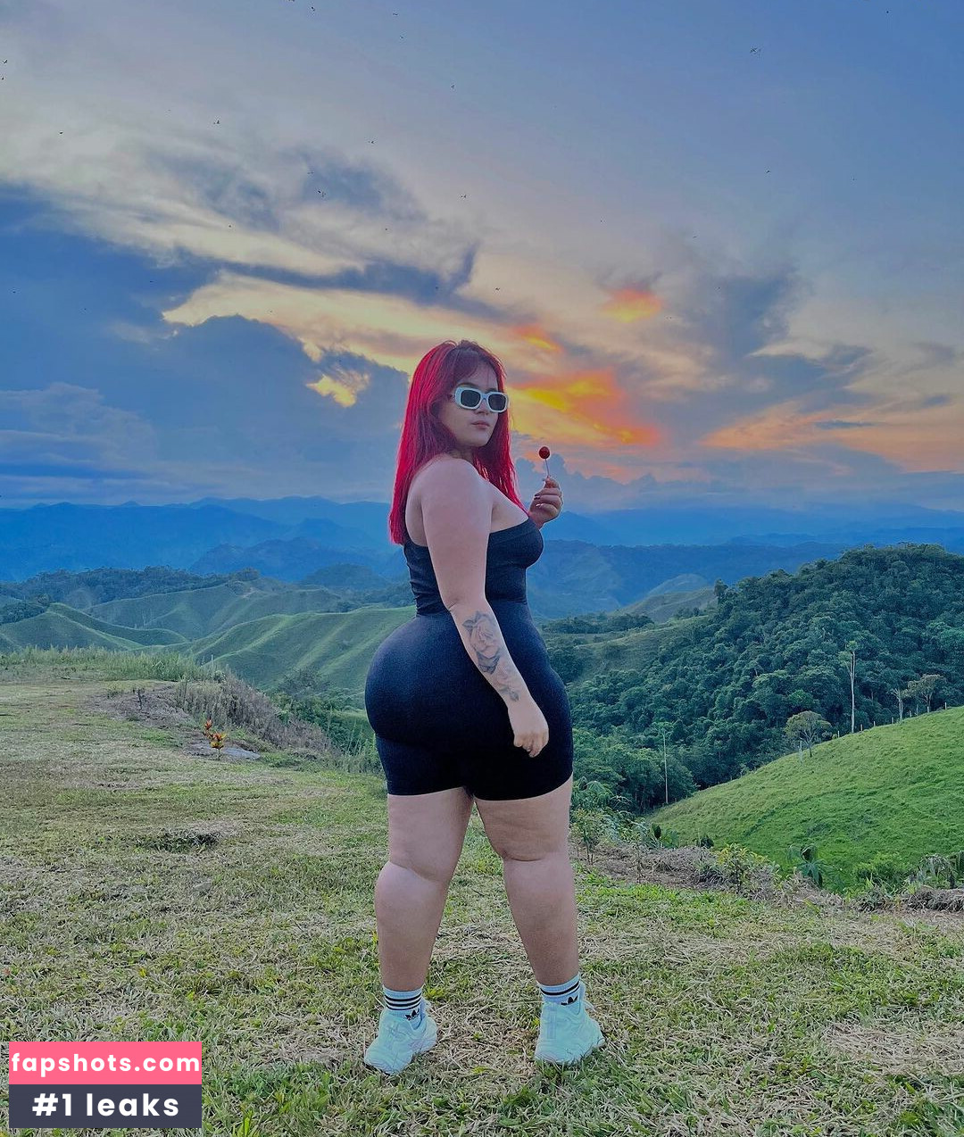 Michel Usuga gallery photo #5