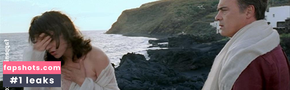 Michela Cescon gallery photo #4