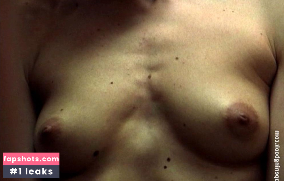 Michela Cescon gallery photo #9