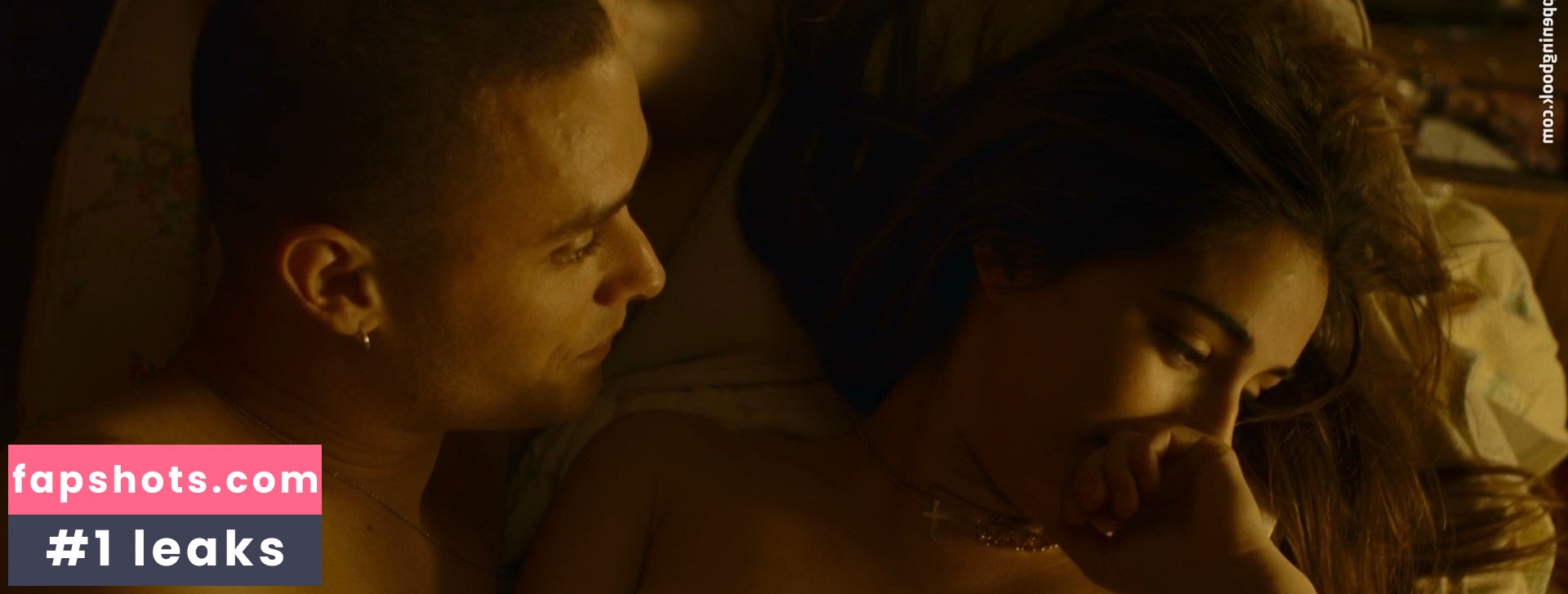 Michela De Rossi gallery photo #8