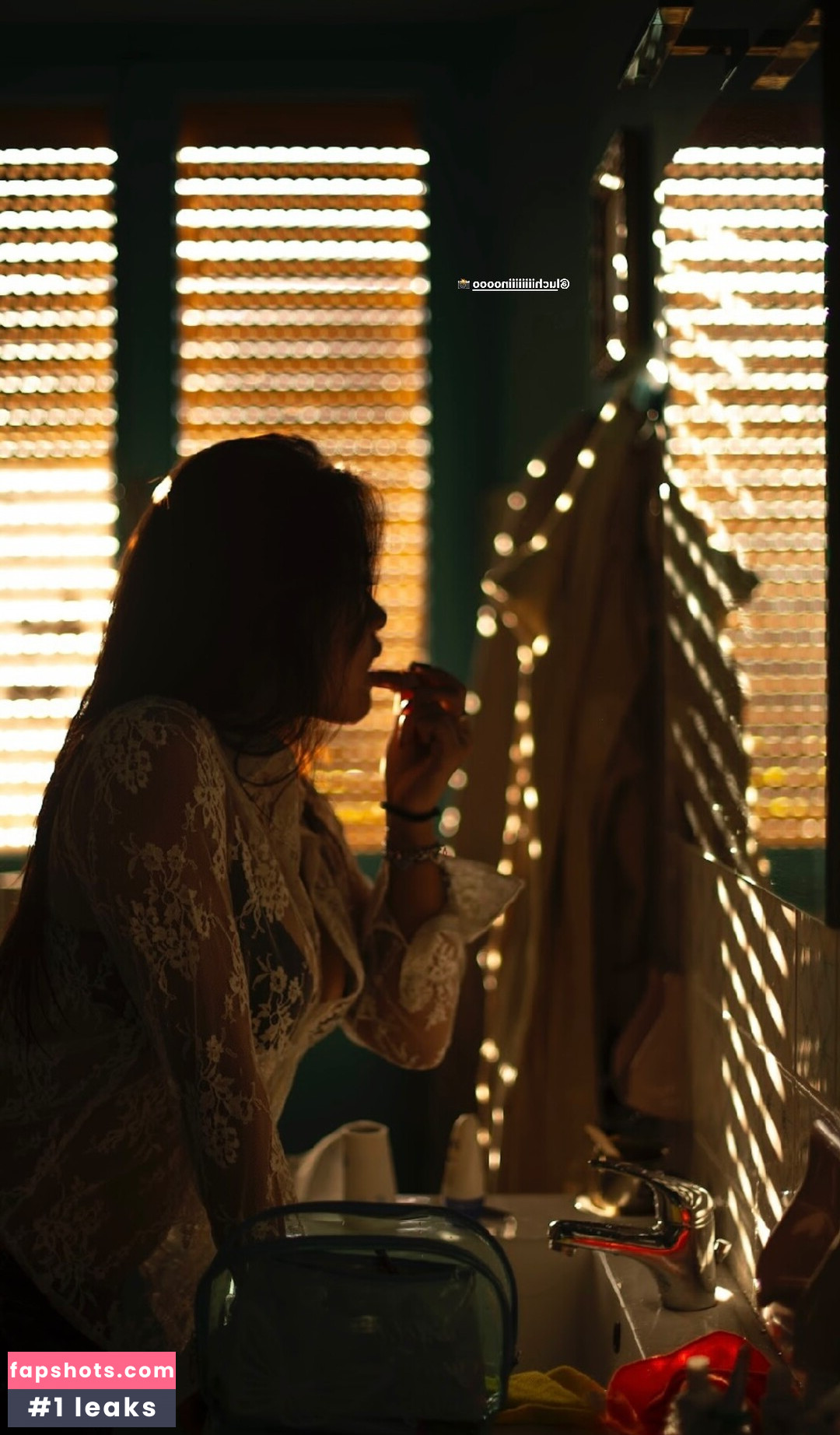 Michela Han gallery photo #12