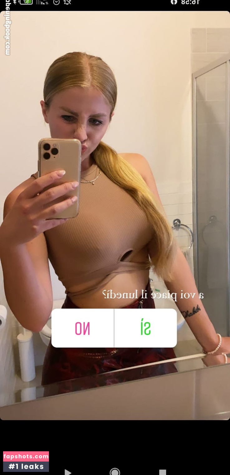 Michela Riganelli gallery photo #37