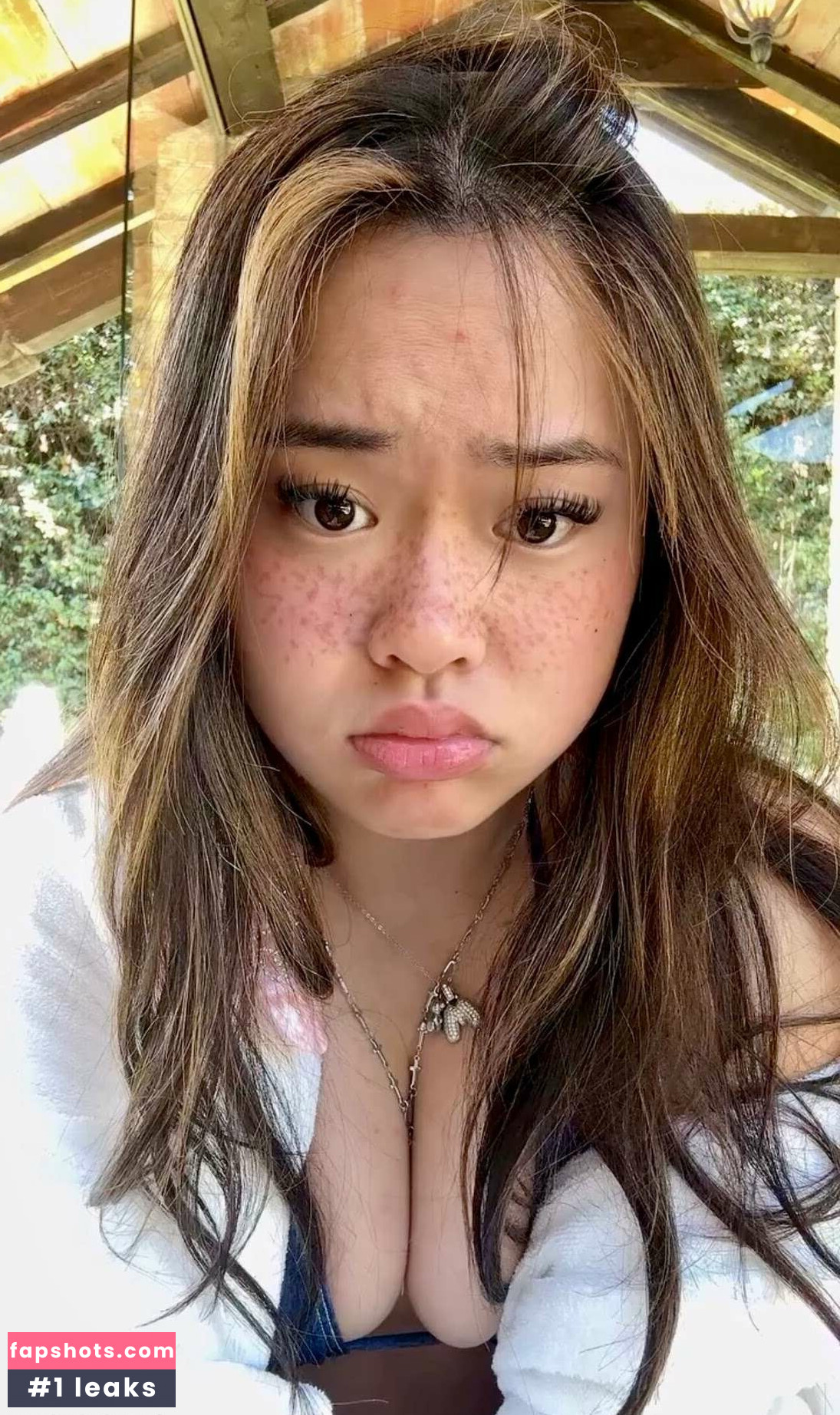 Michelahan nude babe gallery